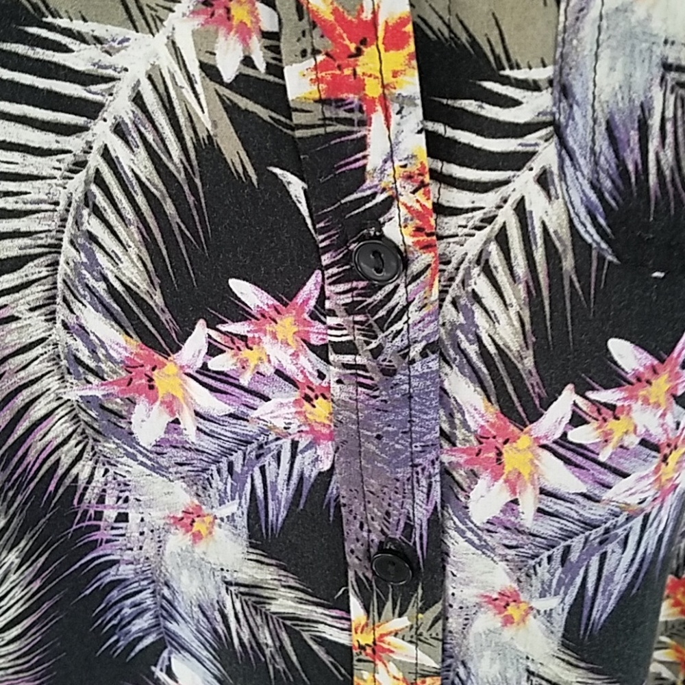 Long Sleeve Dark Floral Hawaiian Print Shirt - Picture 2 of 5